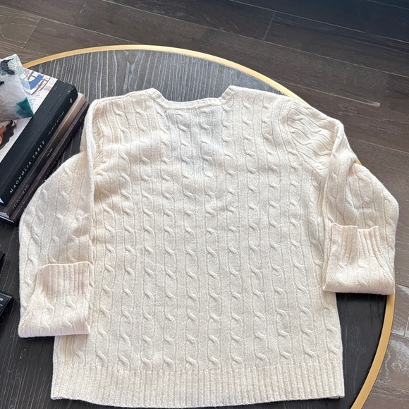 Ralph Lauren Ivory V-Neck Cable Knit Sweater - Picture 12 of 13